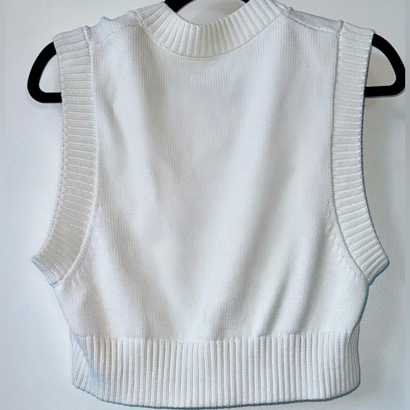 TNA White Cropped Sweater | Size: XS - Picture 2 of 2